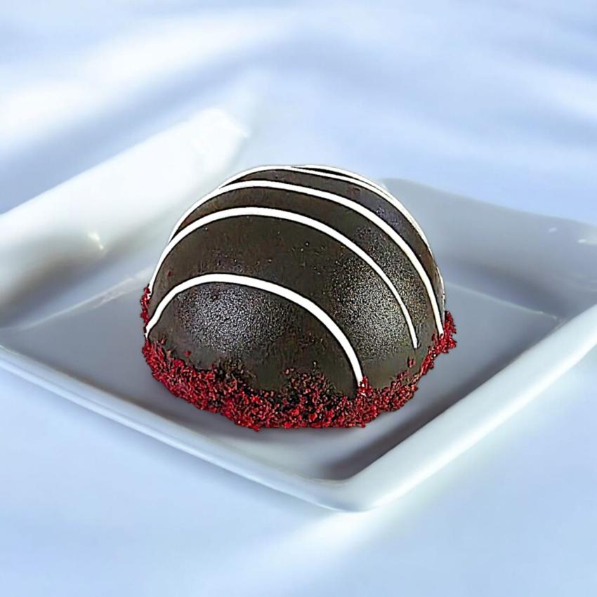 DORO CHERRY CHOCOLATE DOME CAKE