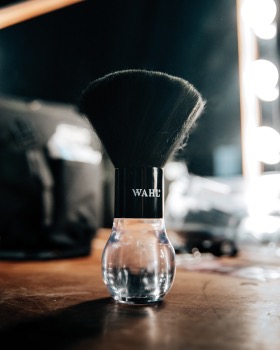 Wahl Brush Neck Professional /Zx935 - image 2